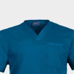 Мъжка медицинска туника CHEROKEE V-NECK PETROL WWE670 – удобно медицинско облекло за лекари и медицински персонал