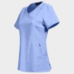 Дамска медицинска туника CHEROKEE WRAP LIGHT BLUE CKE2625A – удобно медицинско облекло за лекари и медицински персонал