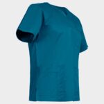 Медицинска туника CHEROKEE V-NECK PETROL WWE4725 – удобно медицинско облекло за лекари и медицински персонал